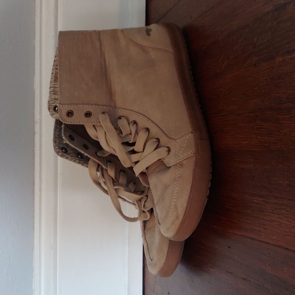 Rocket Dog High-Top Sneakers